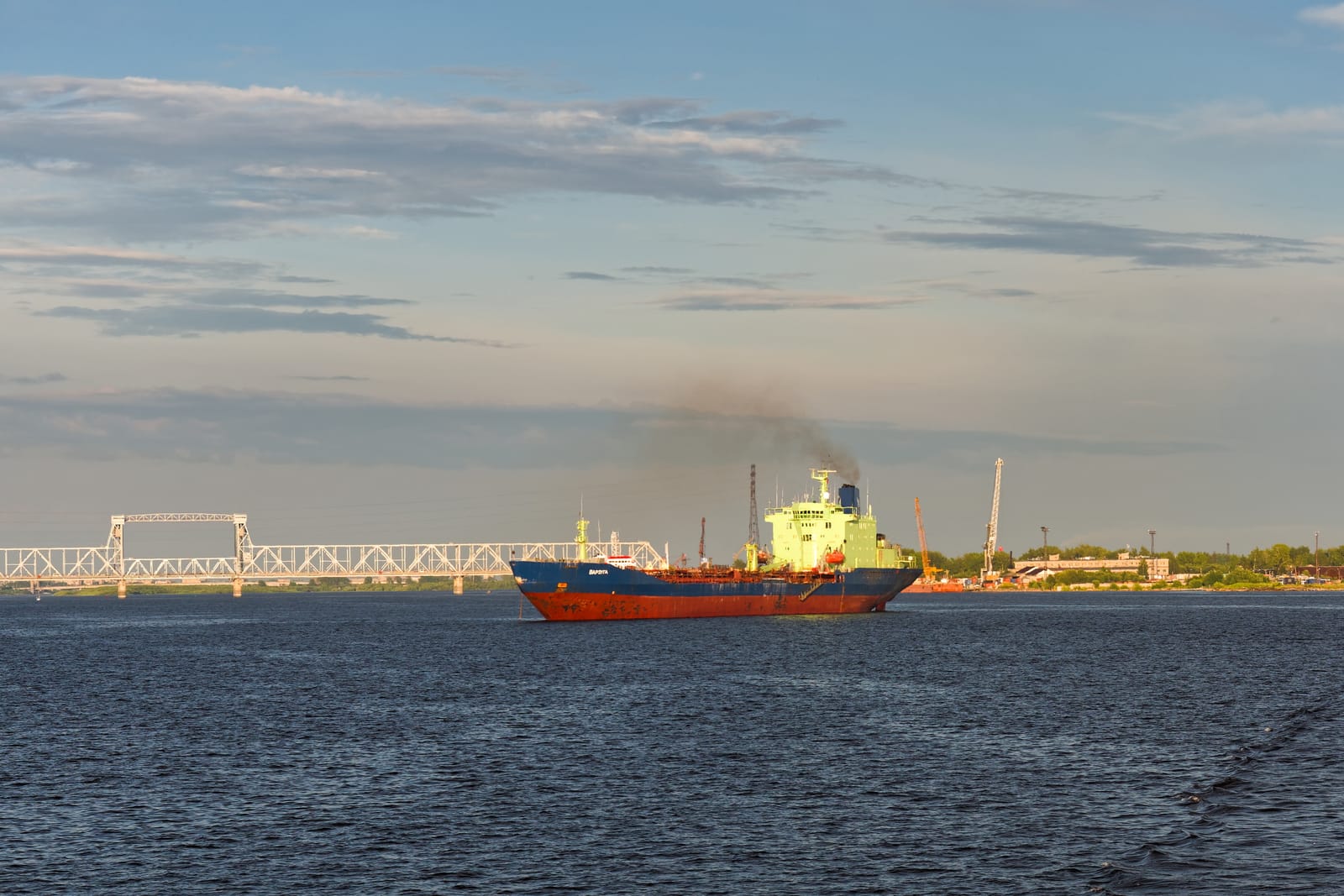 How Moscow Seeks Power Through Africa and the Middle East